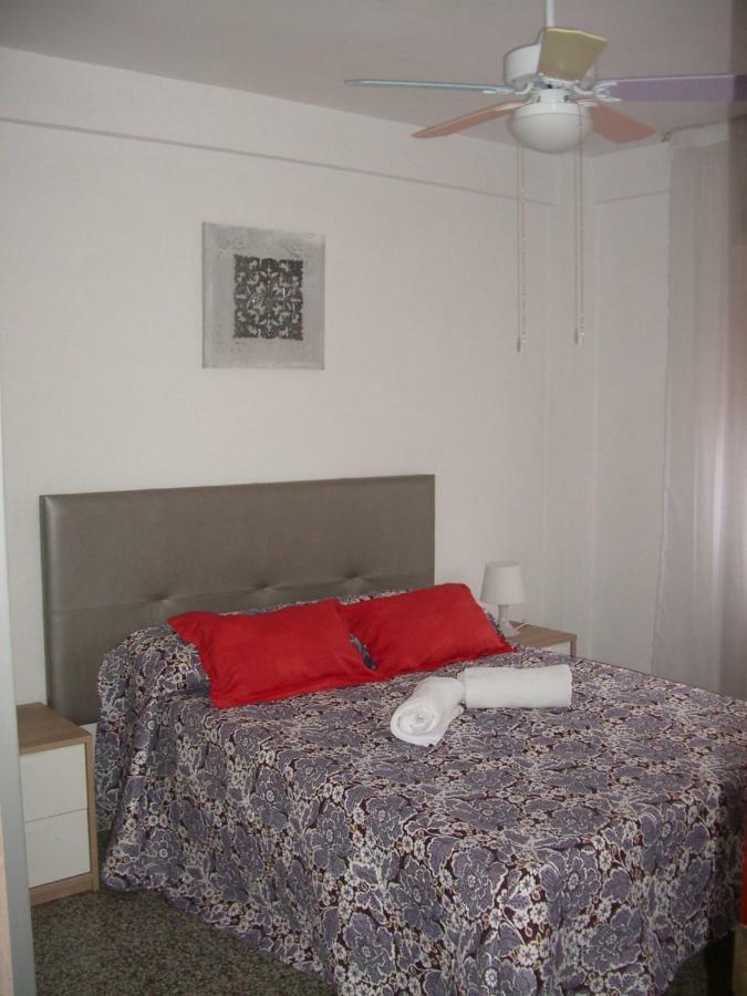 Paseo Maritimo De Poniente Appartement Málaga Buitenkant foto