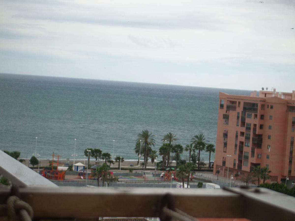 Paseo Maritimo De Poniente Appartement Málaga Buitenkant foto