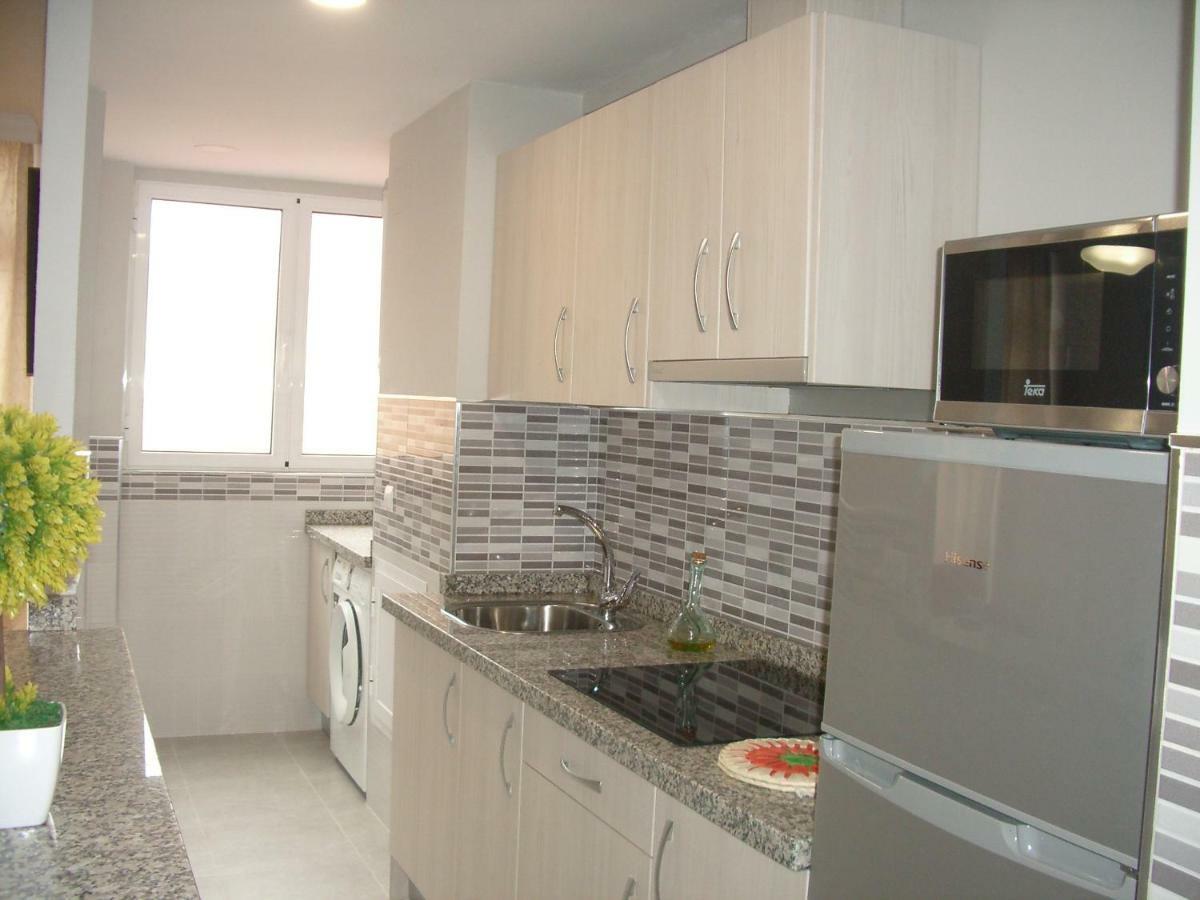 Paseo Maritimo De Poniente Appartement Málaga Buitenkant foto