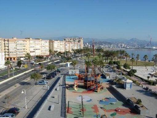Paseo Maritimo De Poniente Appartement Málaga Buitenkant foto