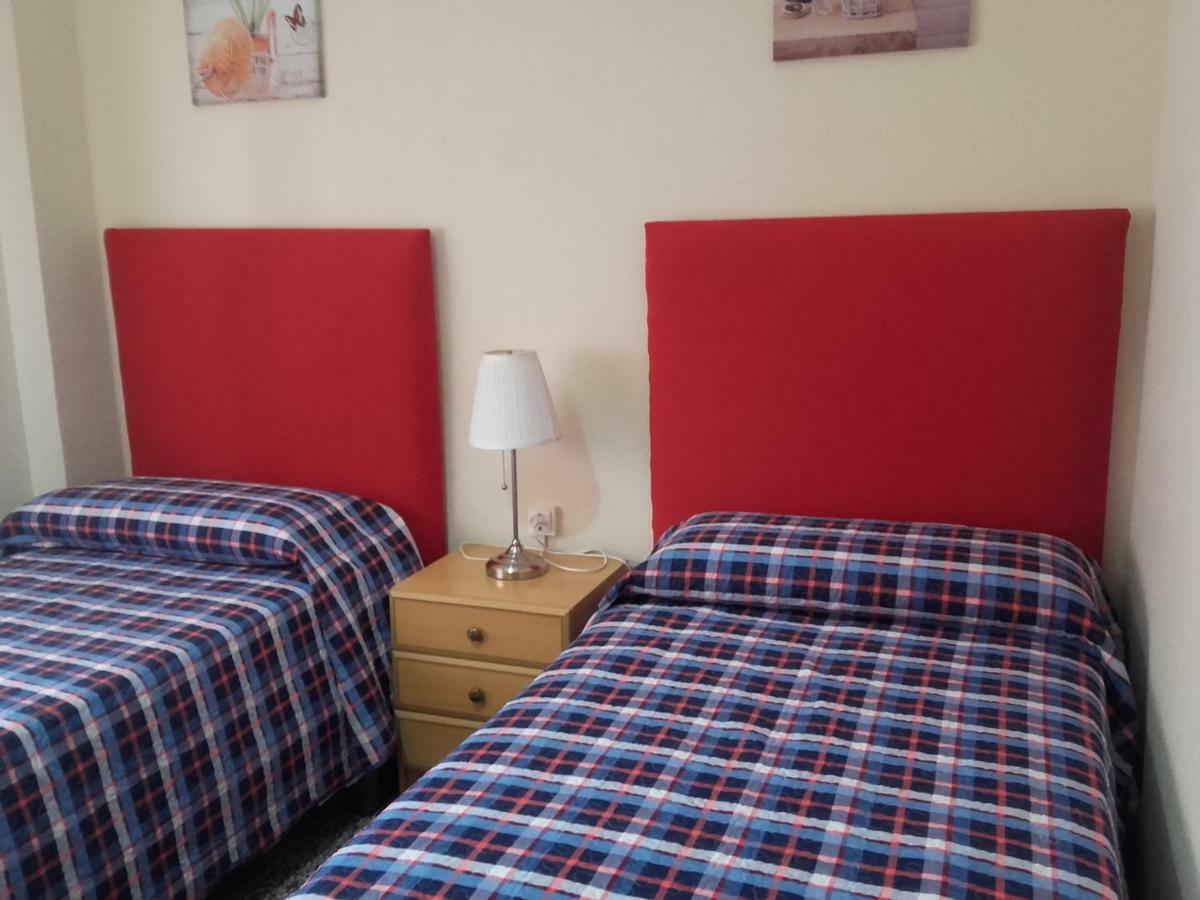 Paseo Maritimo De Poniente Appartement Málaga Buitenkant foto