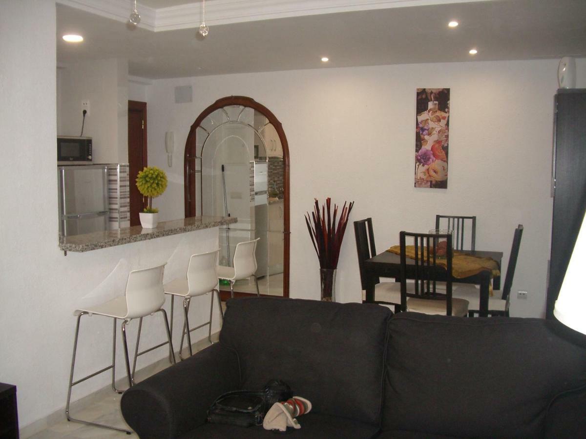 Paseo Maritimo De Poniente Appartement Málaga Buitenkant foto