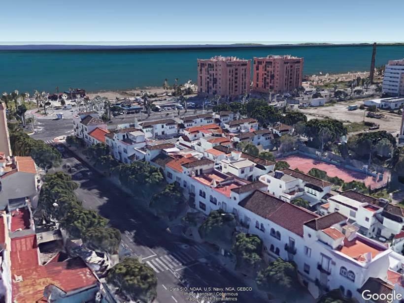 Paseo Maritimo De Poniente Appartement Málaga Buitenkant foto
